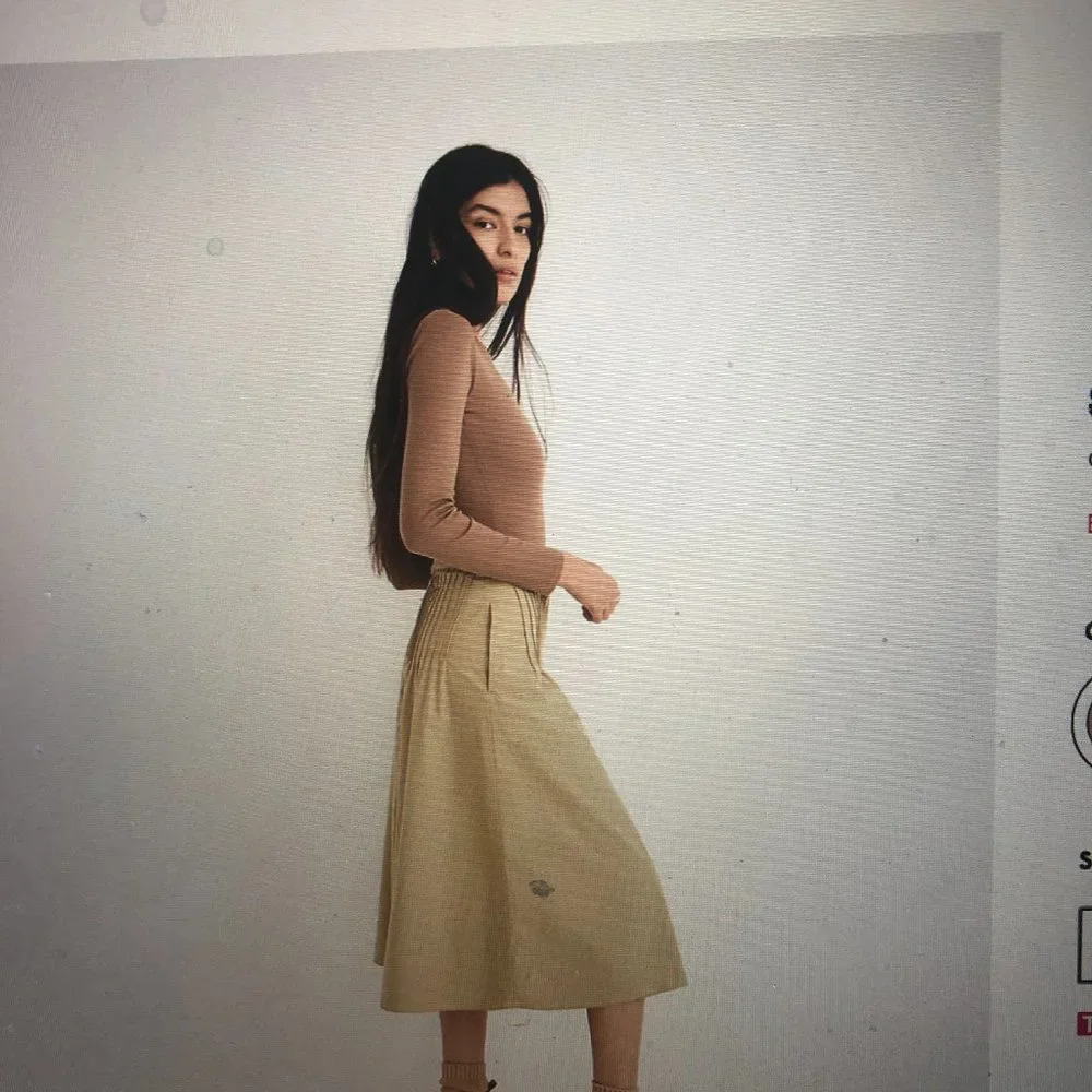Button-Front Pintuck Midi Skirt (CURRENTLY SOLD_OUT On Madewell - Picture 2 of 8